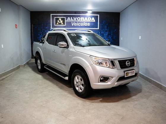 NISSAN FRONTIER 2.3 16V TURBO DIESEL LE CD 4X4 AUTOMÁTICO NISSAN FRONTIER 2.3 16V TURBO DIESEL LE CD 4X4 AUTOMÁTICO